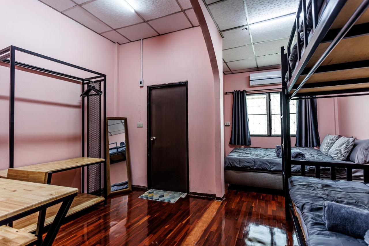Hostel Baan Mee Suk Ayutthaya Exteriér fotografie